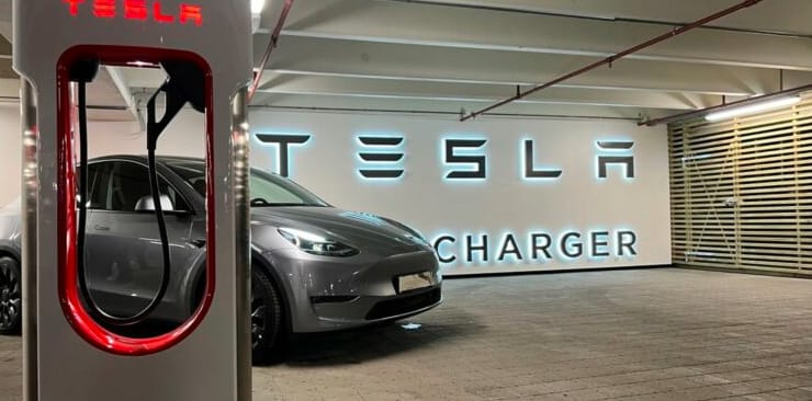 Tesla and Charger Norway Dealership Tech Story 05.05.2025 Tesla and Charger Norway Dealership Tech Story 05.05.2025